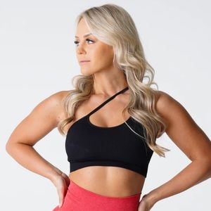 NVGTN sports bra. New. Size small.